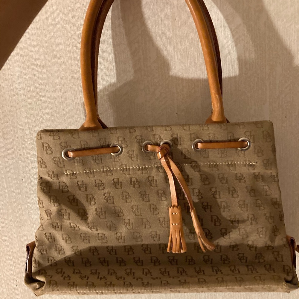 Dooney and Bourke purse